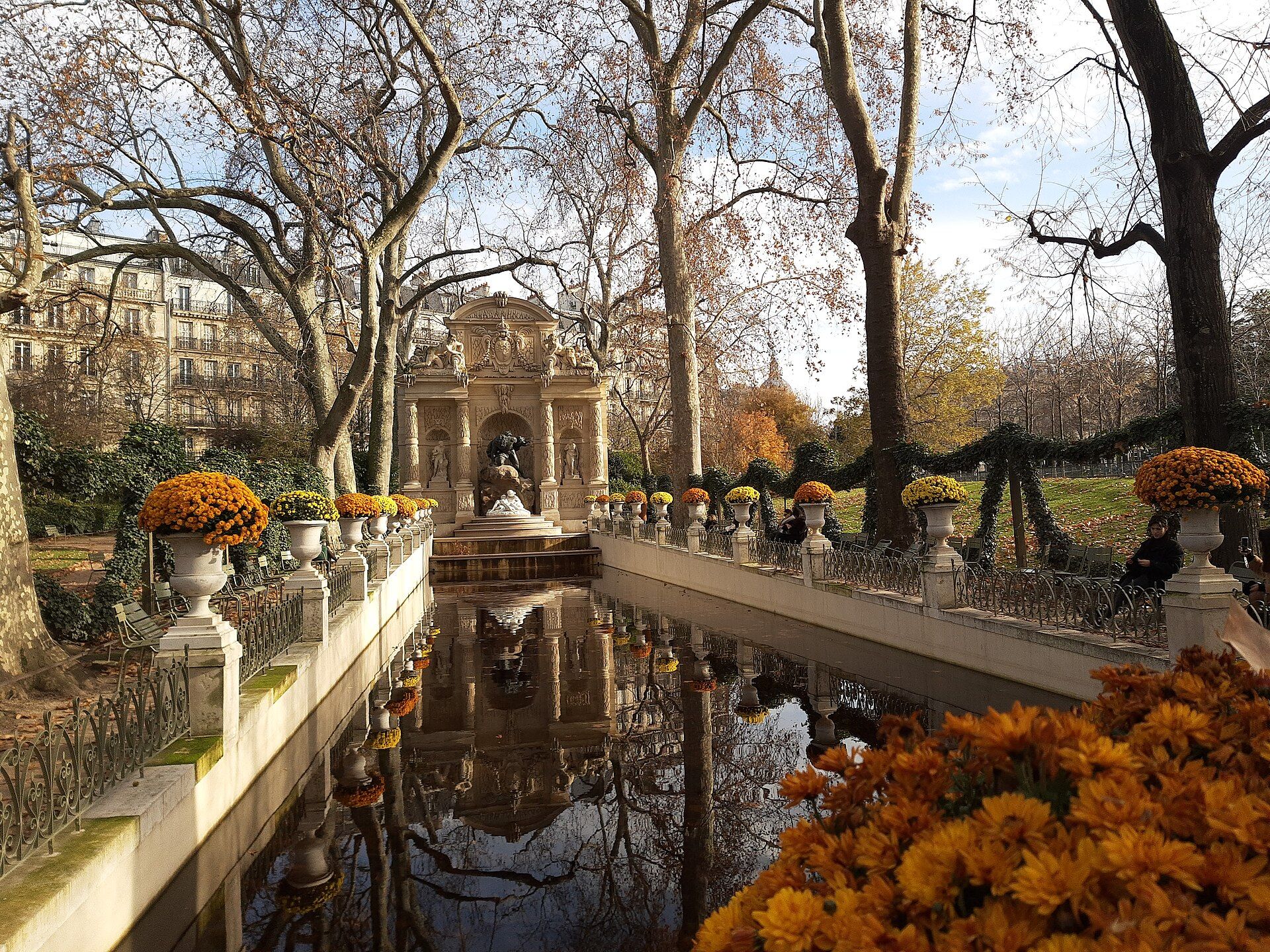 The Medici fountain, a short walk from rue Casimir-Delavigne; the picture shows the area, not the Hôtel Baume