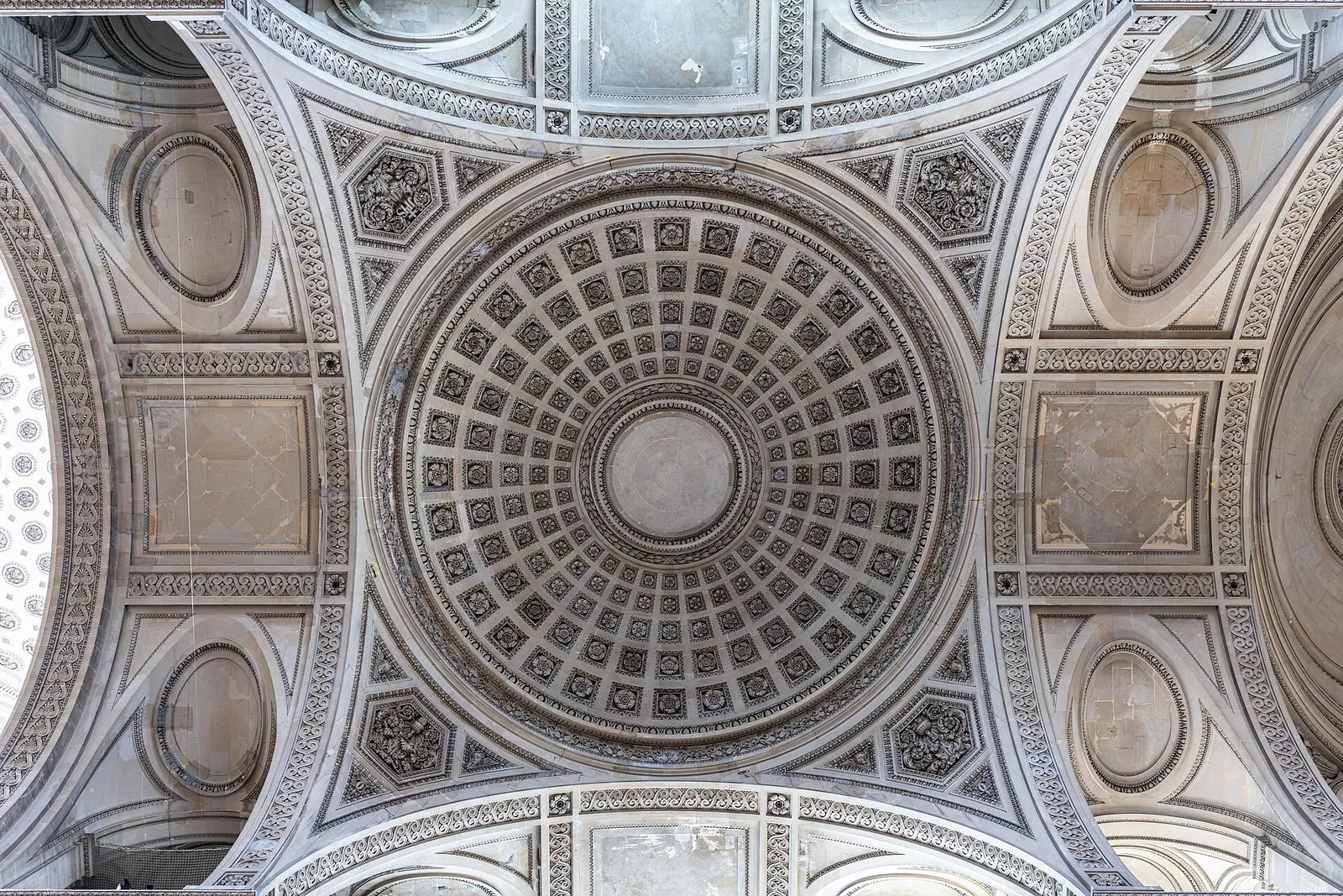 Inside the dome of the Panthéon